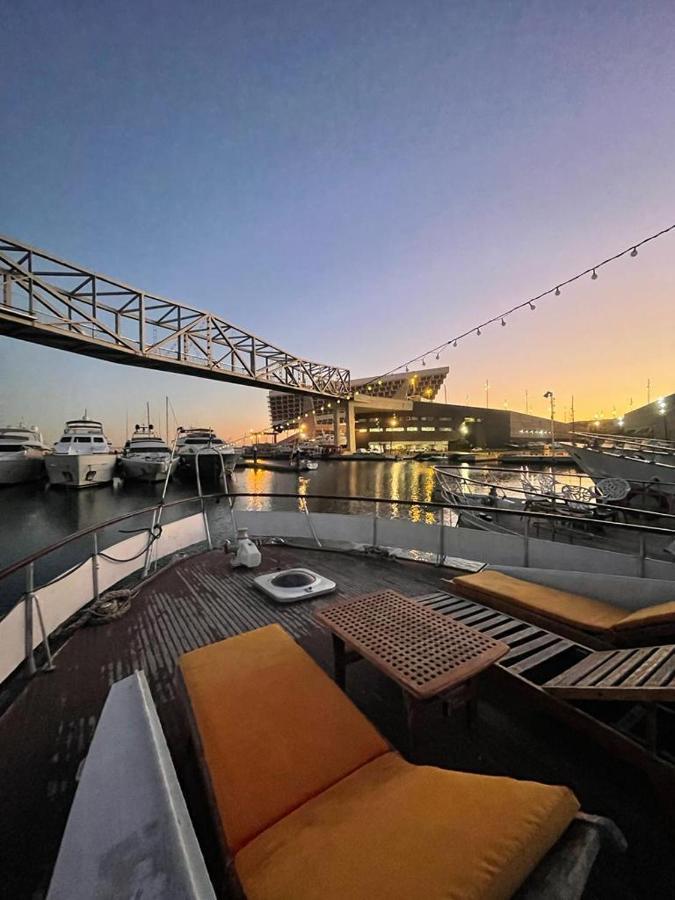 Boat Aloha Hotel Sant Adria de Besos Ngoại thất bức ảnh